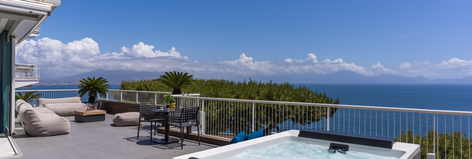 Petrarca Boutique Apartment – Napoli