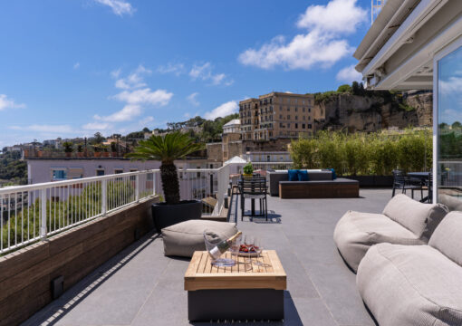 Petrarca Boutique Apartment – Napoli