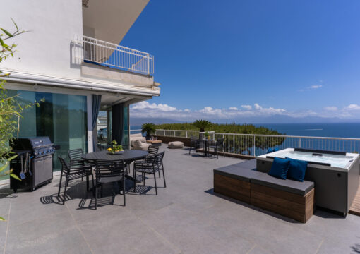 Petrarca Boutique Apartment – Napoli