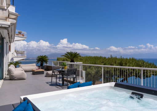 Petrarca Boutique Apartment – Napoli